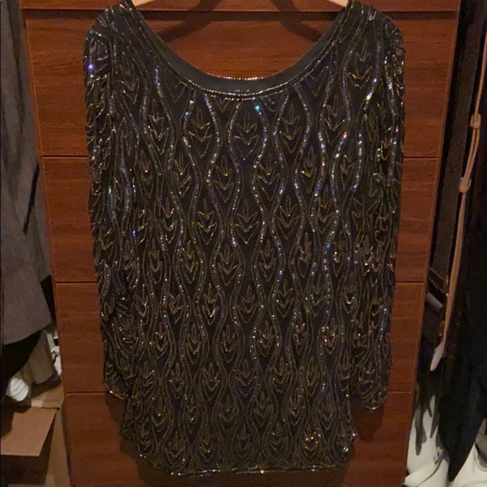 Oversized Sequence Top!! One Size Fits All.. - image 2